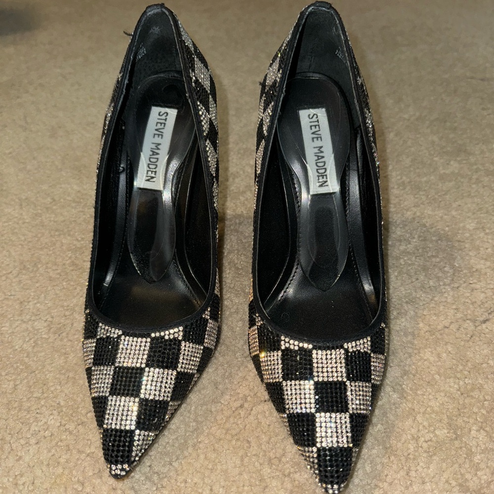 Steve Madden rhinestone checkered heels - size 6